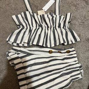 2 Piece Set - Crop and Shorts NWT from Vici - Size Large